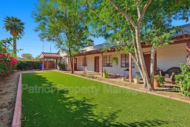 Foto del edificio - 928 W McDowell Rd