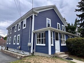 Building Photo - 117 Salem St