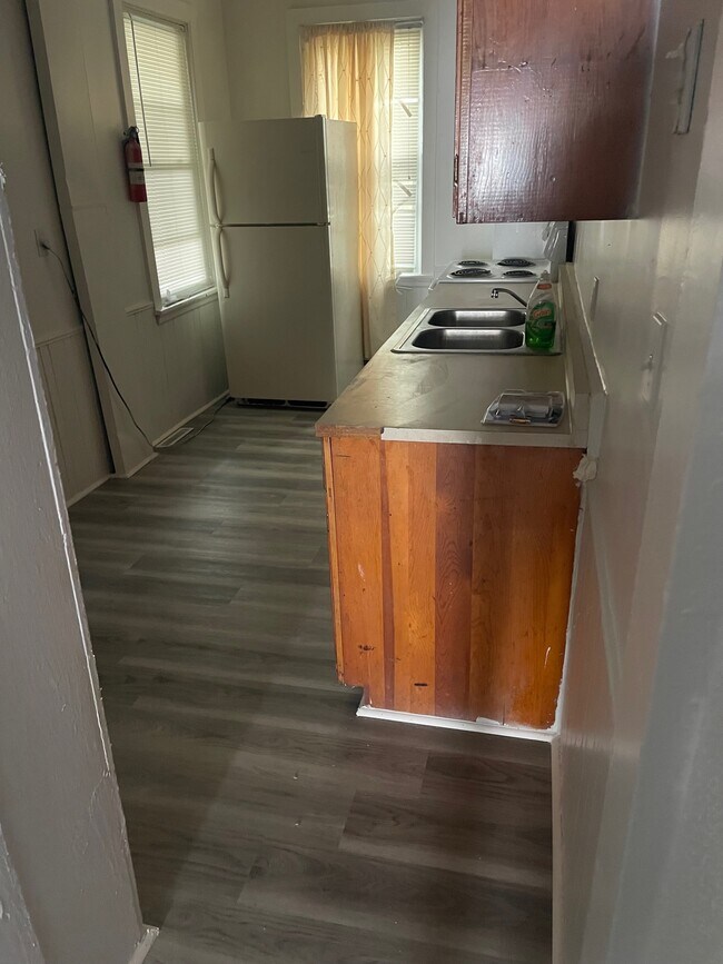 Foto del edificio - 228 N 2nd St