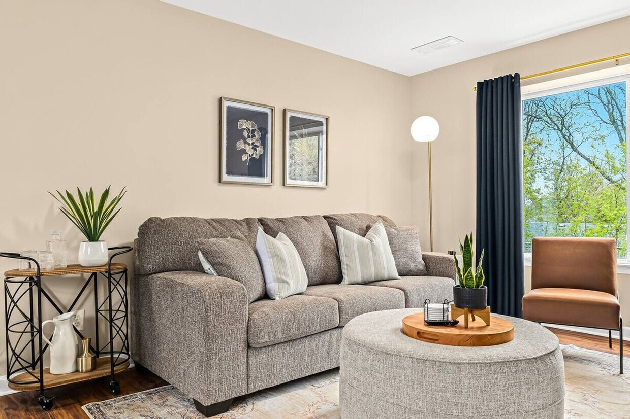 Foto principal - 18425 Mesle St