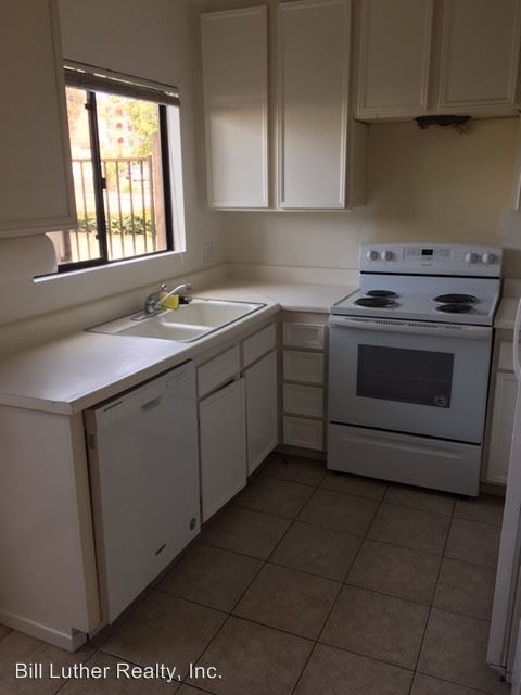 Building Photo - 778 Sapphire St