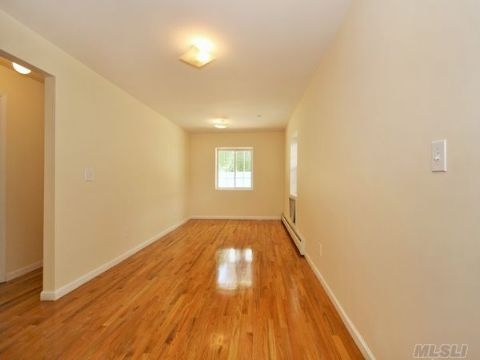 Foto del edificio - 36-16 169th St