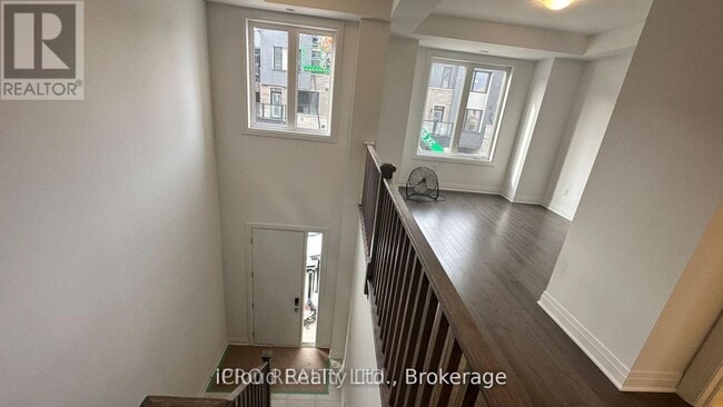 Photo du bâtiment - 5173 Zionkate Ln