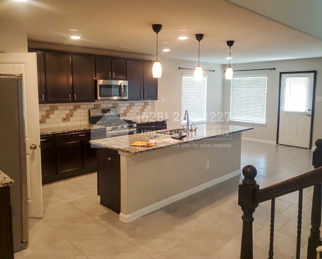 Foto del edificio - 3906 McDonough Way