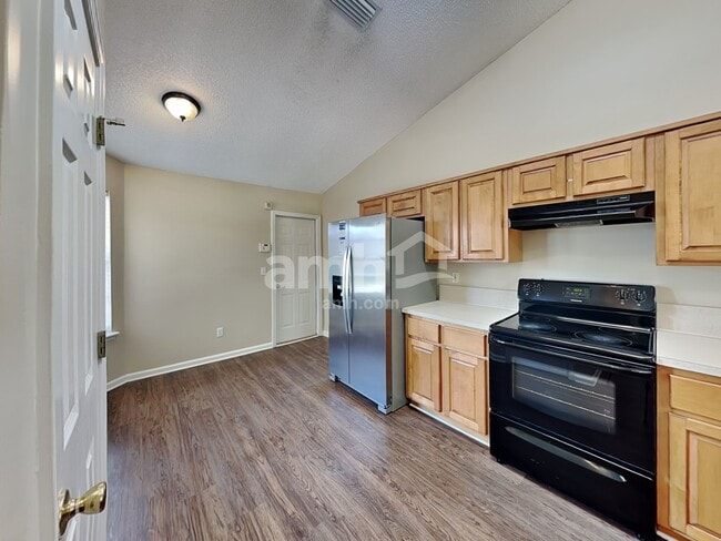 Building Photo - 2800 Bailey Way