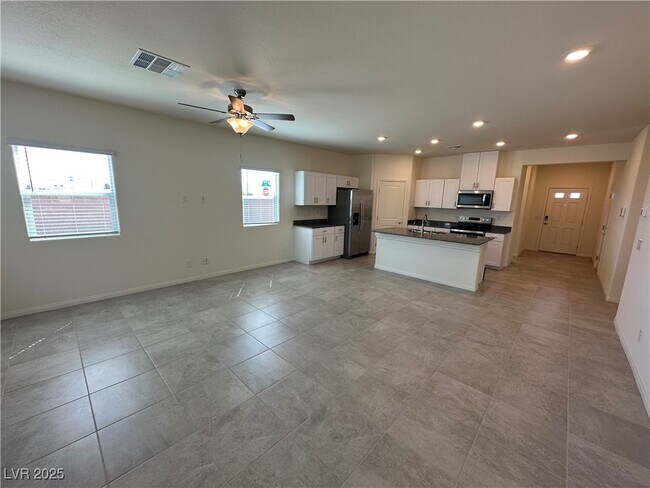 Foto del edificio - 1621 Pinedale St