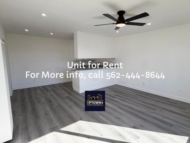 Building Photo - Breed