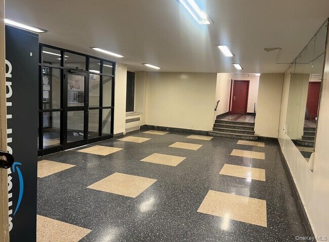 Foto del edificio - 89-20 55th Ave