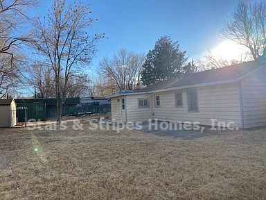 Building Photo - Charming 2 bedroom/1 bath house