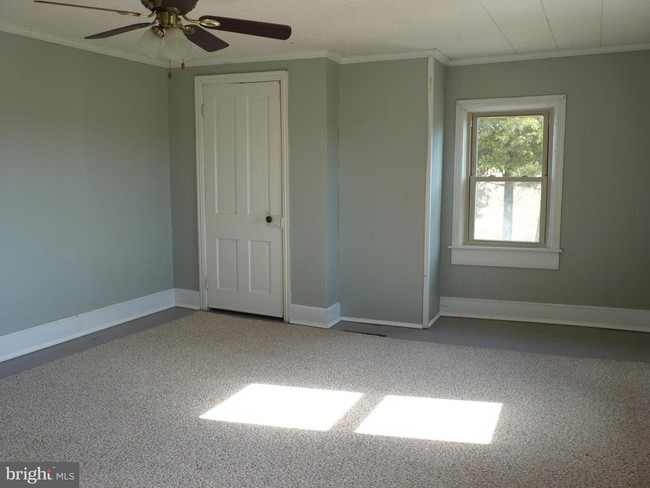Building Photo - 3943 Molly Pitcher Hwy