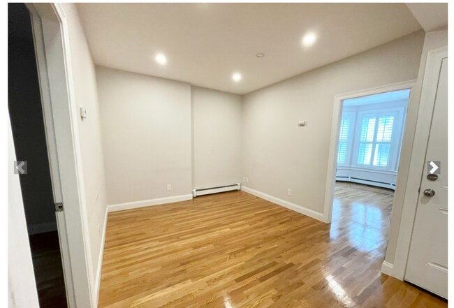 Building Photo - 128 P St