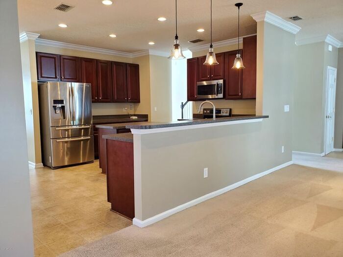 Foto del edificio - 2135 Thorn Hollow Ct