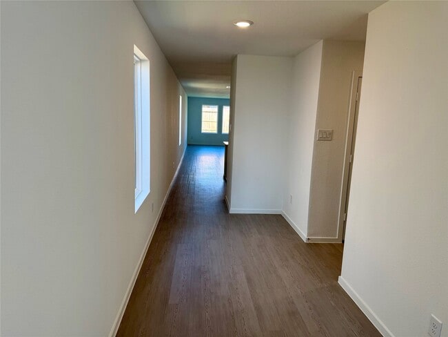 Building Photo - 28722 Bottom Grass Trl