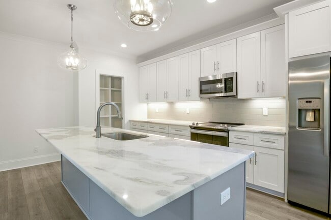 Building Photo - 82 Sugar Sands Dr