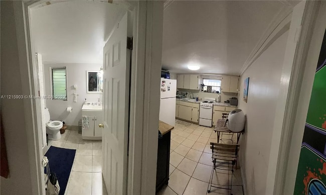 Photo - 2430 SW 25th Ter House