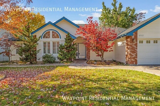 Building Photo - 4917 N Contour Way