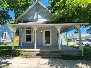 Building Photo - 348 E Franklin St