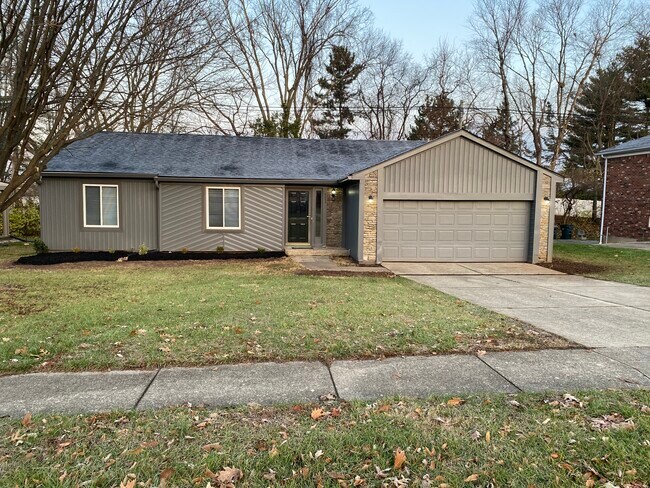 Front house and Garage - 9005 Thelma Ln