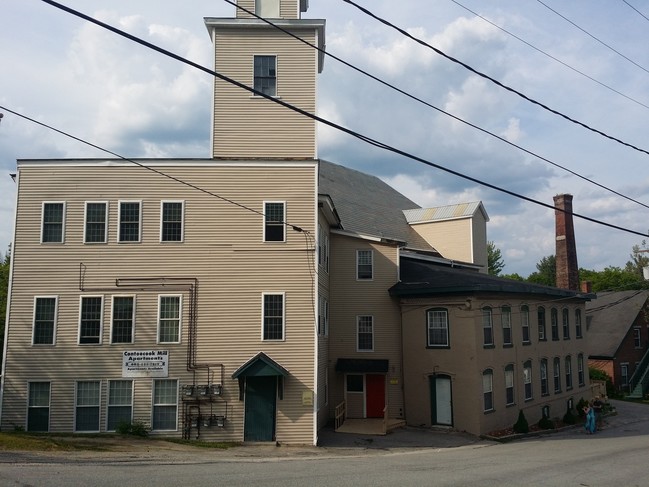 Building Photo - 4-12 Bear Hill Rd