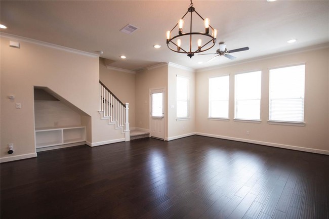 Building Photo - 10720 Addicks Oaks Pl
