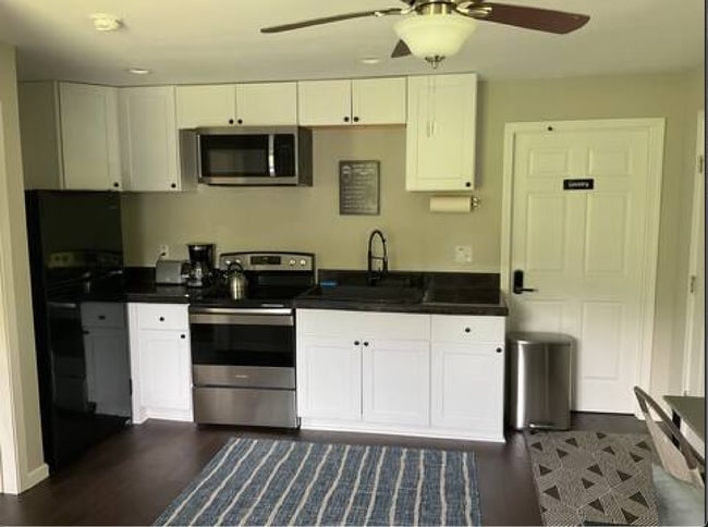 Foto del edificio - 1359 Camp Creek Rd