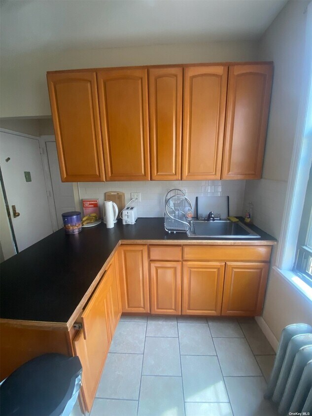 Foto principal - 30-32-32 33rd St