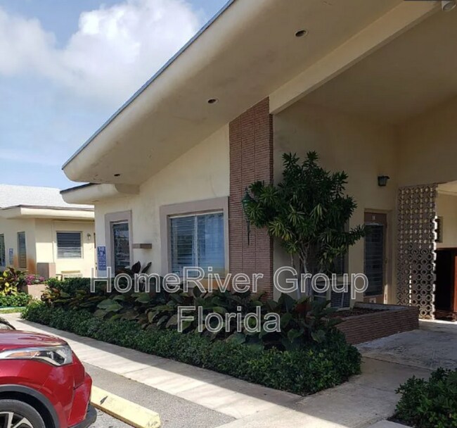Foto del edificio - 1280 NE 139th St