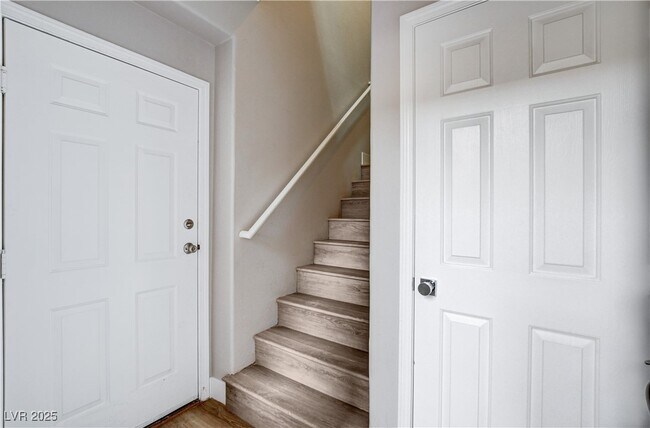 Foto del edificio - 1713 Sky of Red Dr