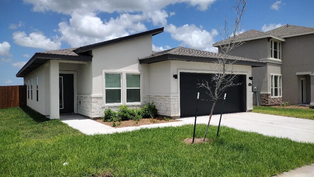 Foto principal - 2165 Grove Ln