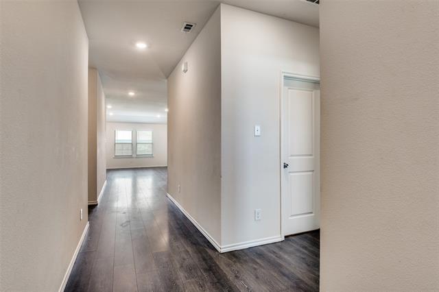 Foto del edificio - 208 Cultivator Ct