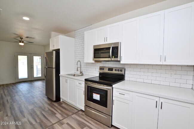 Foto del edificio - 312 N Hartford St