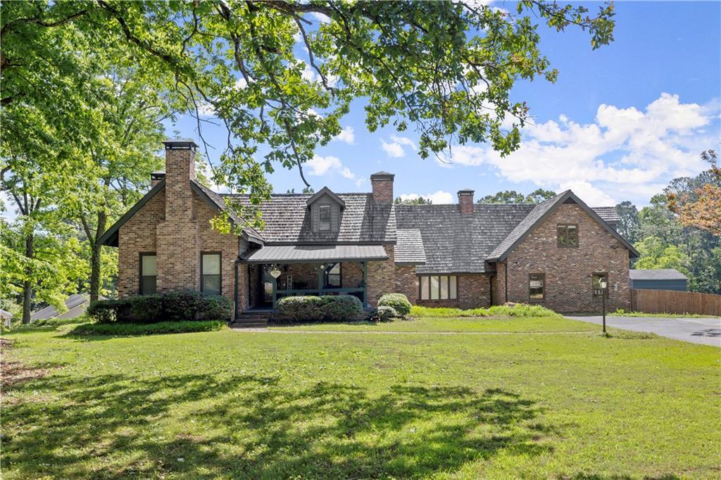 Primary Photo - 2600 Stone Dr SW
