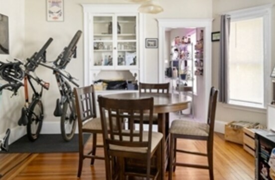 Foto del edificio - 44 Greenleaf Ave