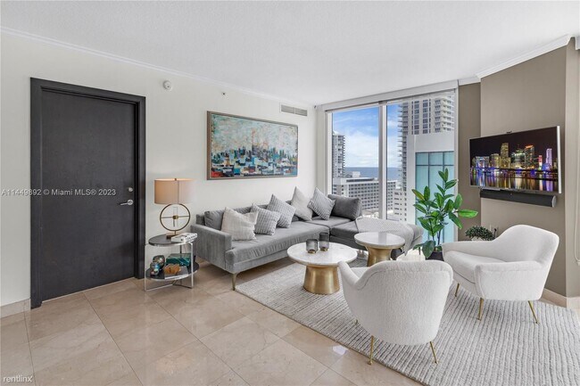 Foto del edificio - 3 br, 2 bath Condo - 150 Sunny Isles Blvd ...