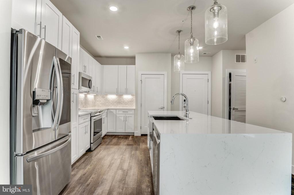 Foto principal - 1761 Old Meadow Rd
