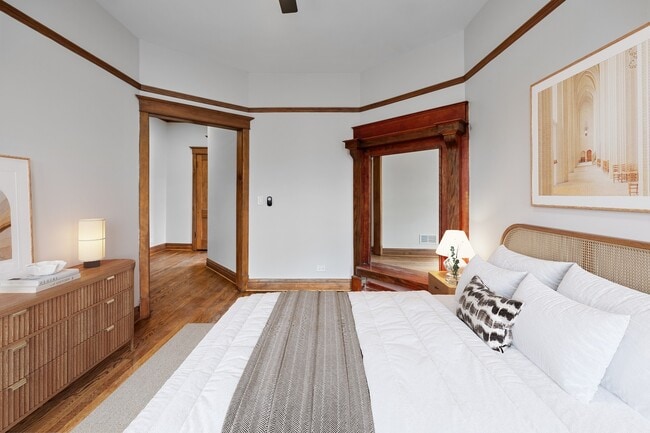 Photo - Renovated 2 bed in Logan Square - Now Leasing! Apartment
