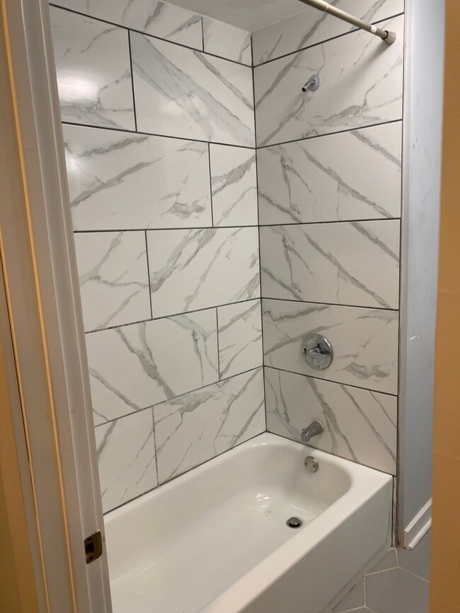 Photo - Princeton Ave Apartment