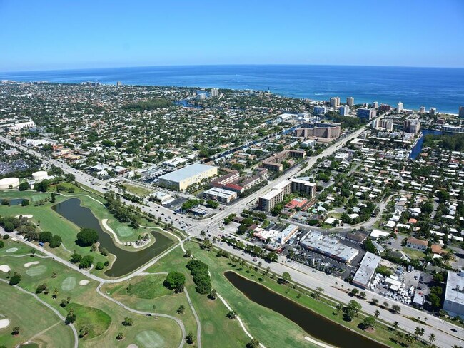 Foto del edificio - 2708 NE 14th Street Causeway