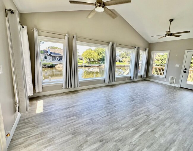 Building Photo - Waterfront home in Gulf Breeze- Coming Soon