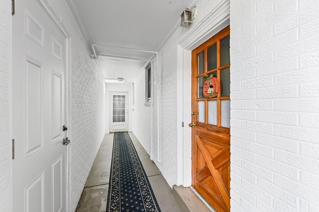 Photo - 1804 Simms St House