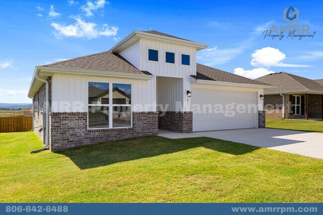 Building Photo - Spacious 4-Bedroom Home – Your Family’s Ne...