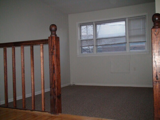 Building Photo - 3053 Randall Ave