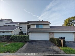 Building Photo - 4 Brookmont