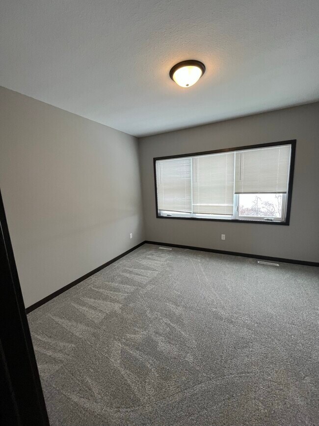 3065 Bluestem Trl, Mankato, MN 56001 Townhome Rentals in Mankato MN