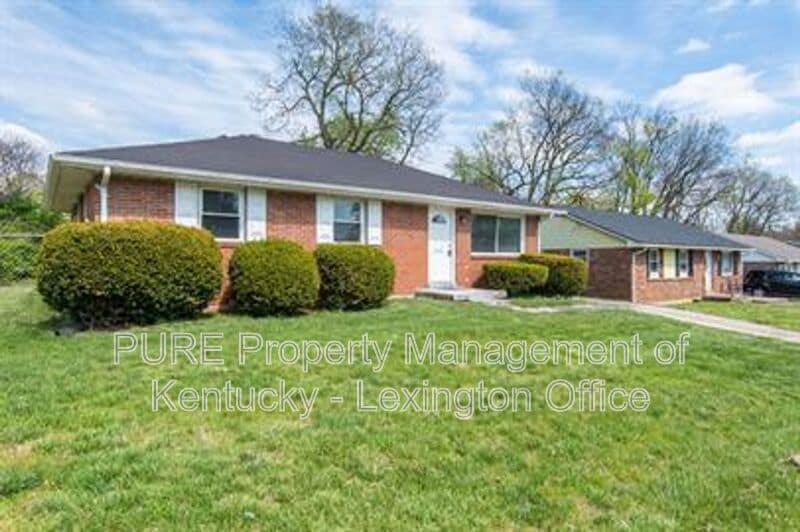 Photo - 633 Carver Road