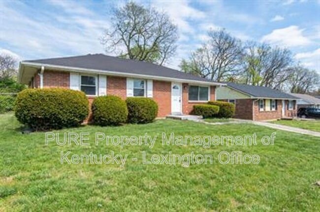 Photo - 633 Carver Rd House