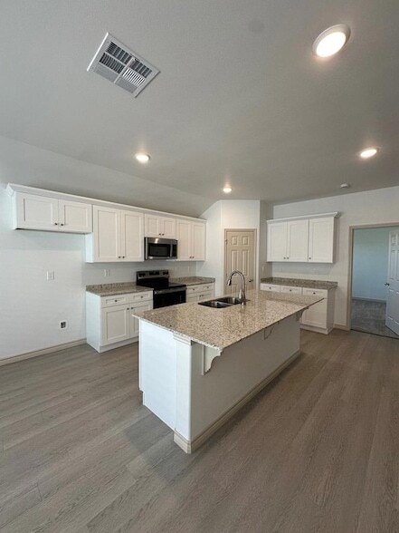 Building Photo - 1320 Bajada St