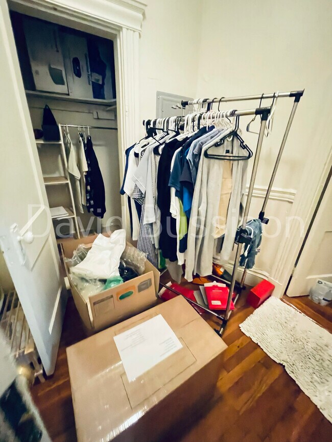 Building Photo - 5 Walbridge St