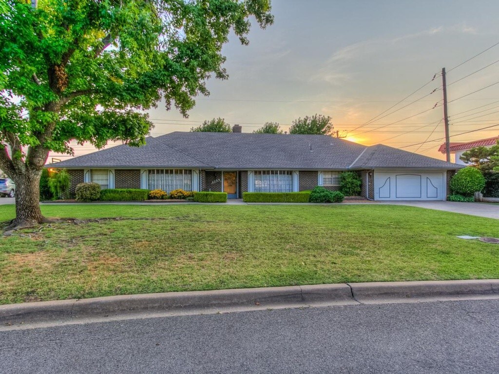 8209 Lakehurst Dr, Oklahoma City, OK 73120 House Rental in Oklahoma