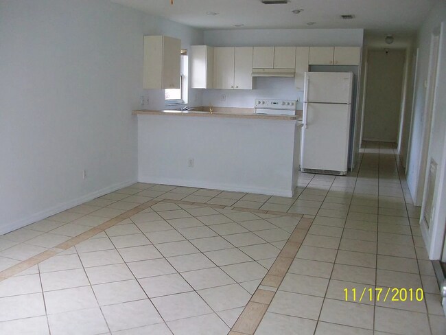 Foto del edificio - 3005 Hillview St